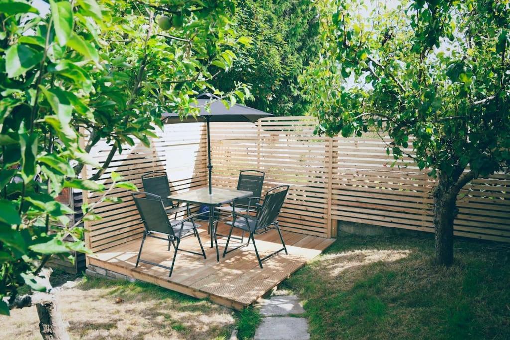The Palm House Falmouth - Minutes From The Beach! Dış mekan fotoğraf