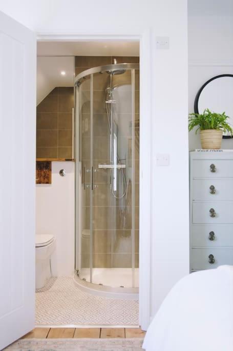 The Palm House Falmouth - Minutes From The Beach! Dış mekan fotoğraf