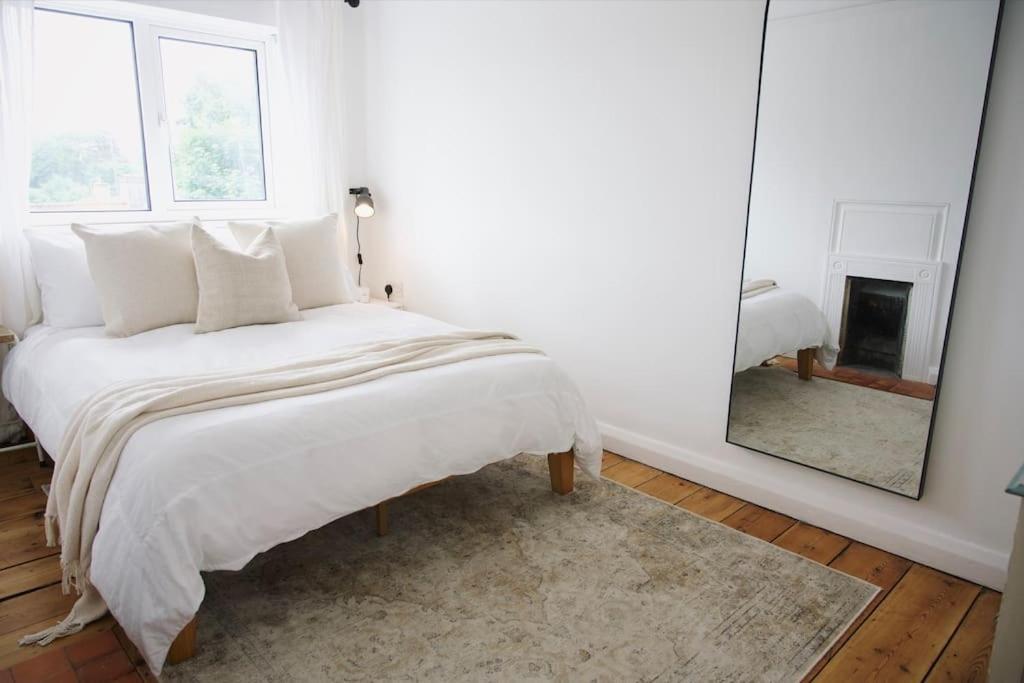 The Palm House Falmouth - Minutes From The Beach! Dış mekan fotoğraf
