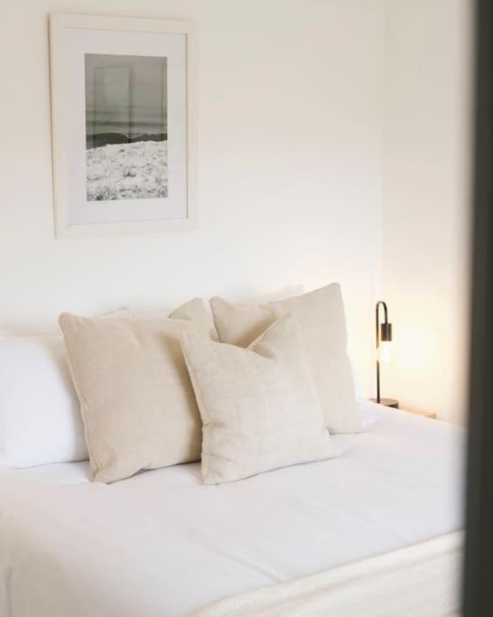 The Palm House Falmouth - Minutes From The Beach! Dış mekan fotoğraf
